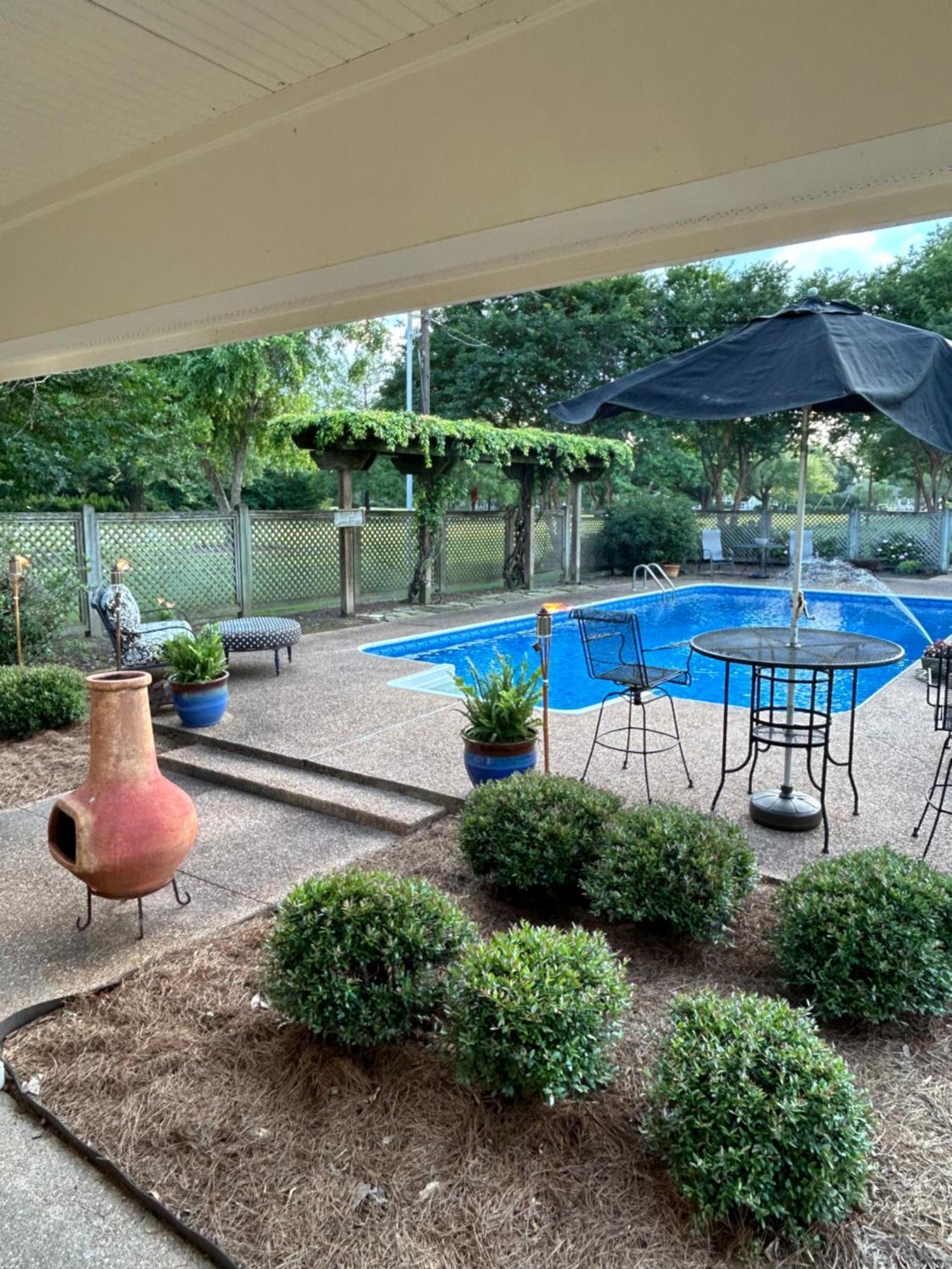Pool House Hotel Clarksdale Bagian luar foto